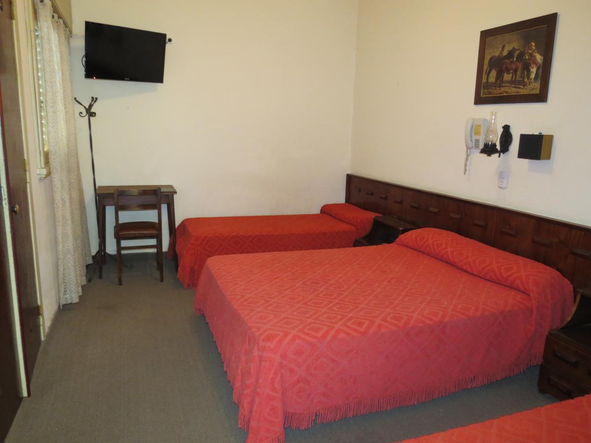 Hotel Trocadero Necochea Eksteriør bilde