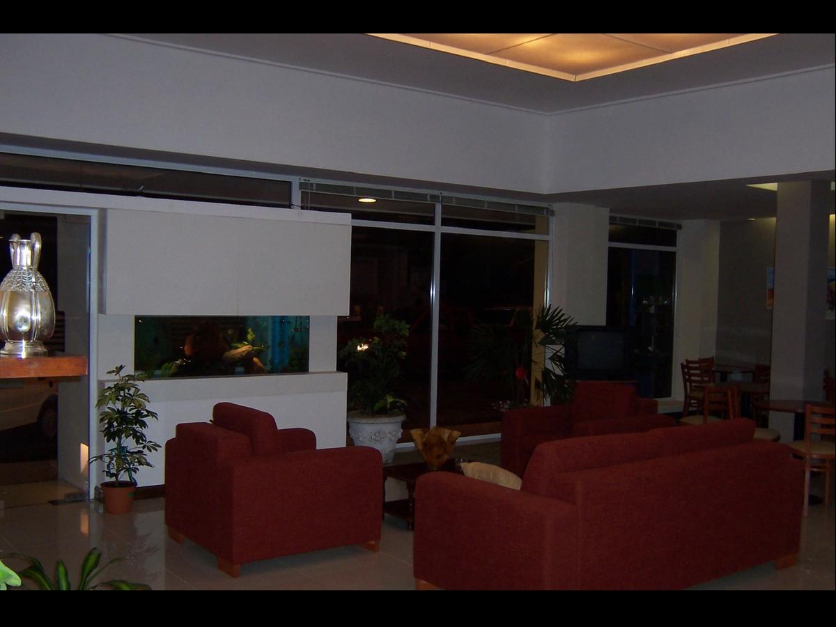 Hotel Trocadero Necochea Eksteriør bilde